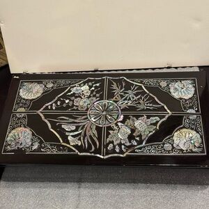 Black Lacquered Smoking Box with Mother of Pearl Inlay